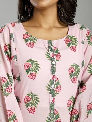 pink block print handcrafted cotton flared kurta set 4
