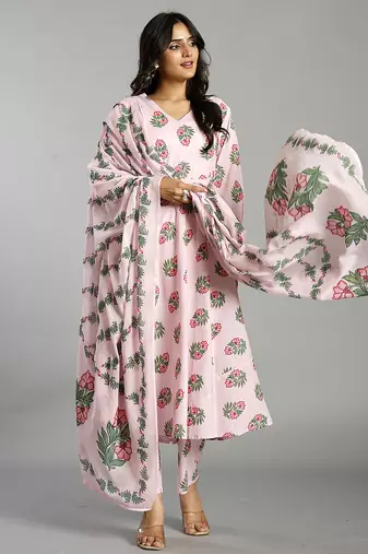 Yufta light pink block print cotton a-line maternity kurta trouser dupatta set