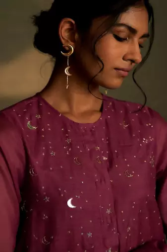 Magenta embroidered chanderi kurta set