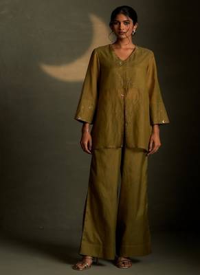 Olive embroidered chanderi kurta set 1