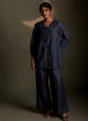 Blue embroidered chanderi kurta set 1
