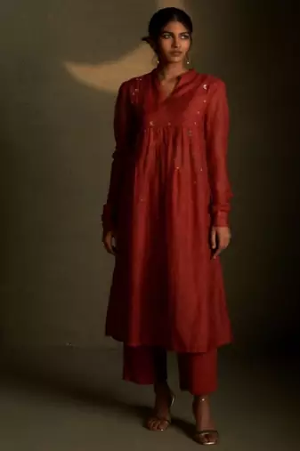 Red embroidered chanderi kurta set
