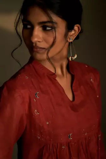 Red embroidered chanderi kurta set