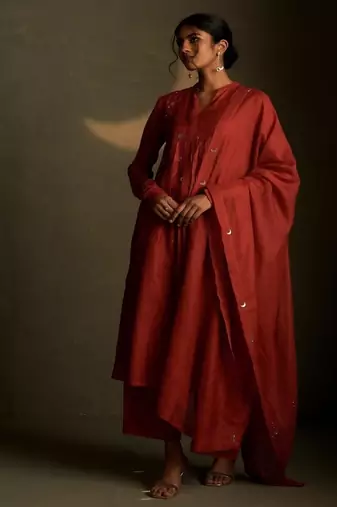Red embroidered chanderi kurta set