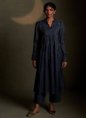 Blue embroidered chanderi kurta set 1