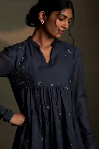 Blue embroidered chanderi kurta set
