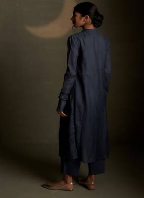 Blue embroidered chanderi kurta set 3