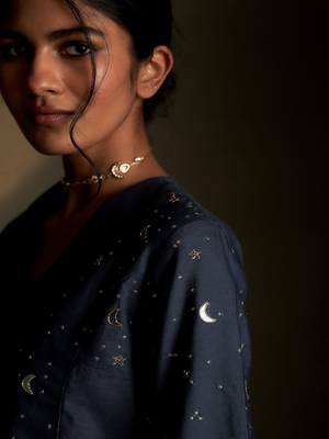 Blue embroidered chanderi kurta set 5