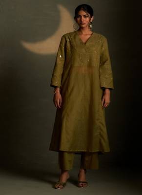 Olive embroidered chanderi kurta set 1