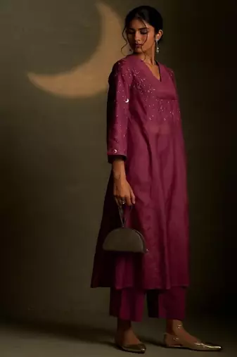 Magenta embroidered chanderi kurta set