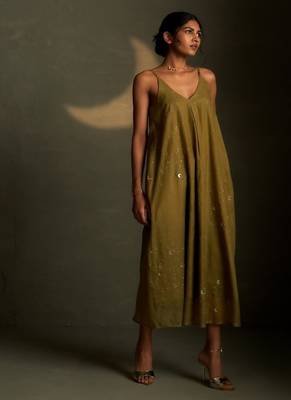 Olive embroidered chanderi dress 5