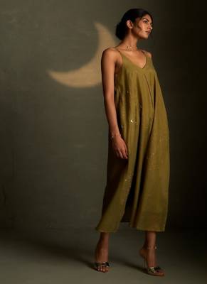 Olive embroidered chanderi dress 3