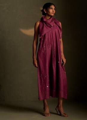 Magenta embroidered chanderi dress 2
