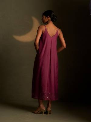 Magenta embroidered chanderi dress 3