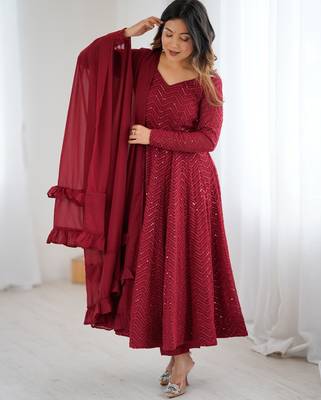 Elegant maroon anarkali set with ruffled dupatta and intricate embroidery 2