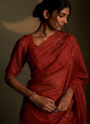 Crimson embroidered chanderi saree 3