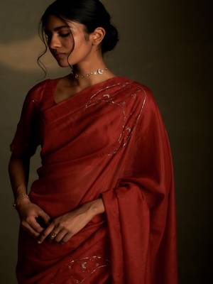 Crimson embroidered chanderi saree 4