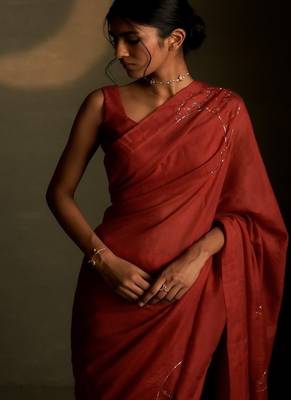 Crimson embroidered chanderi saree 2
