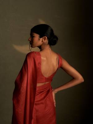 Crimson embroidered chanderi saree 3
