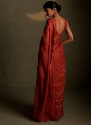 Crimson embroidered chanderi saree 4