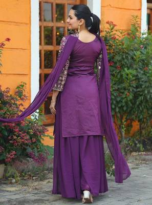 Wine tapeta silk embroidery work Suit set 3