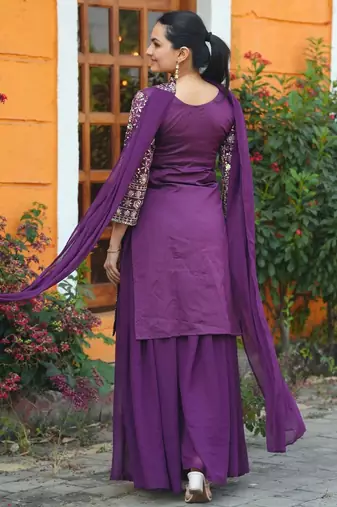 Wine tapeta silk embroidery work Suit set