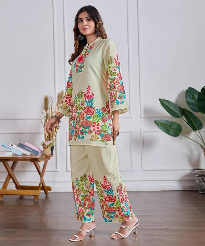 off white cotton co-ord set