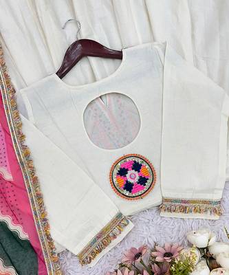 Off white embroidered anarkali with dupatta 8