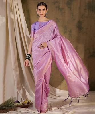 Exquisite lavender banarasi silk saree with weaving work 4