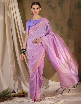 Lovely light violet banarasi silk saree with weaving work 4