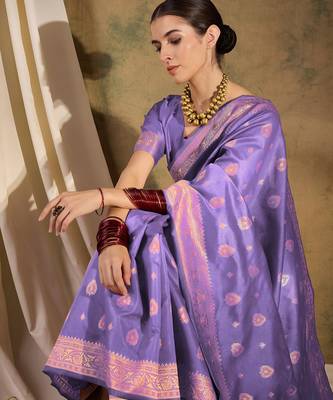 Majestic purple banarasi silk saree with weaving work 5
