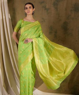 Elegant pista green banarasi silk saree with weaving work 4