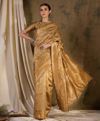 Classic beige banarasi silk saree with weaving work 4