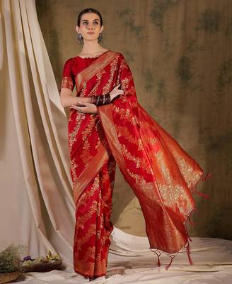 Stunning red banarasi silk saree with weaving work 4
