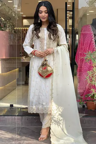 Off white elegance embroidered viscose chanderi kurta set