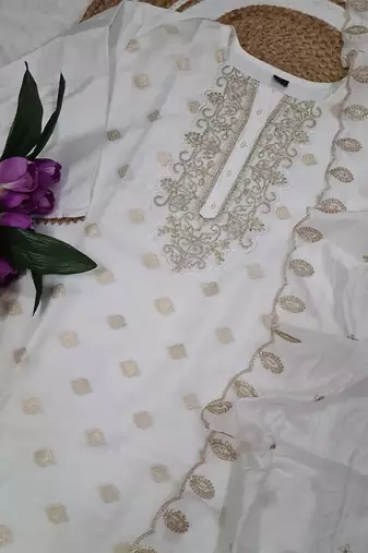 Off white elegance embroidered viscose chanderi kurta set