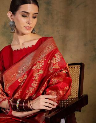Stunning red banarasi silk saree with weaving work 5
