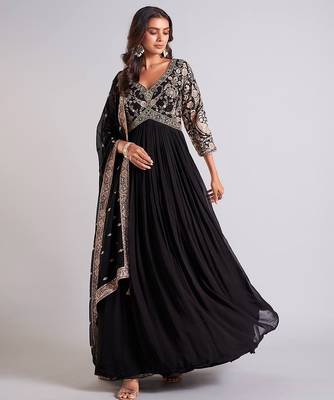 black embroidered anarkali gown with dupatta 4