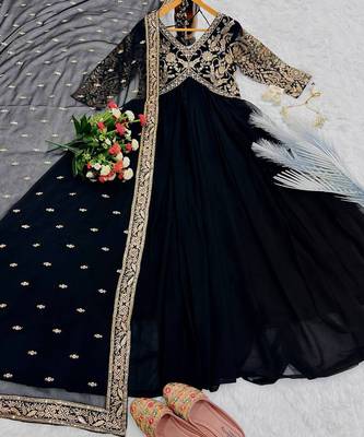 black embroidered anarkali gown with dupatta 7