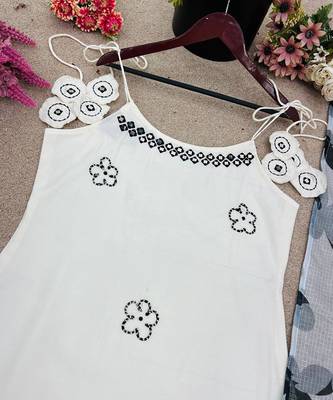 white roman silk embroidered kurta set 5