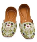 White floral embroidered leather juttis