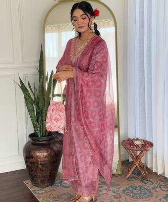 onion hue embroidered kurta set   traditional ethnic outfit 2