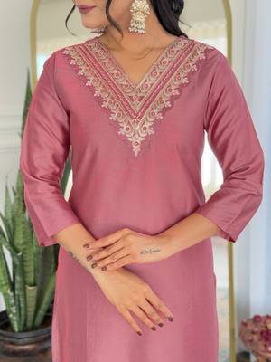 onion hue embroidered kurta set   traditional ethnic outfit 4