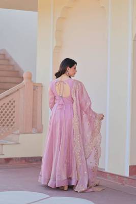 pink gown with embroidered dupatta 2