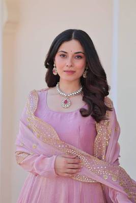 pink gown with embroidered dupatta 4