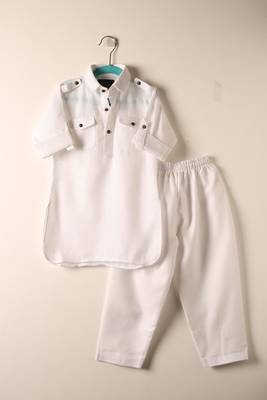 White woven pathani set for boys 2