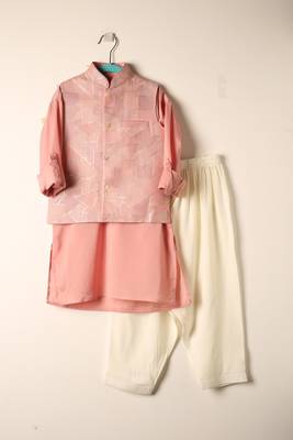 Pink embroidered kurta bandi set for boys 2