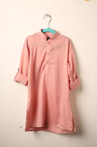 Pink embroidered kurta bandi set for boys