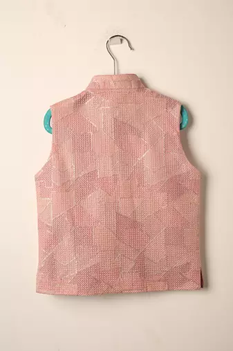 Pink embroidered kurta bandi set for boys