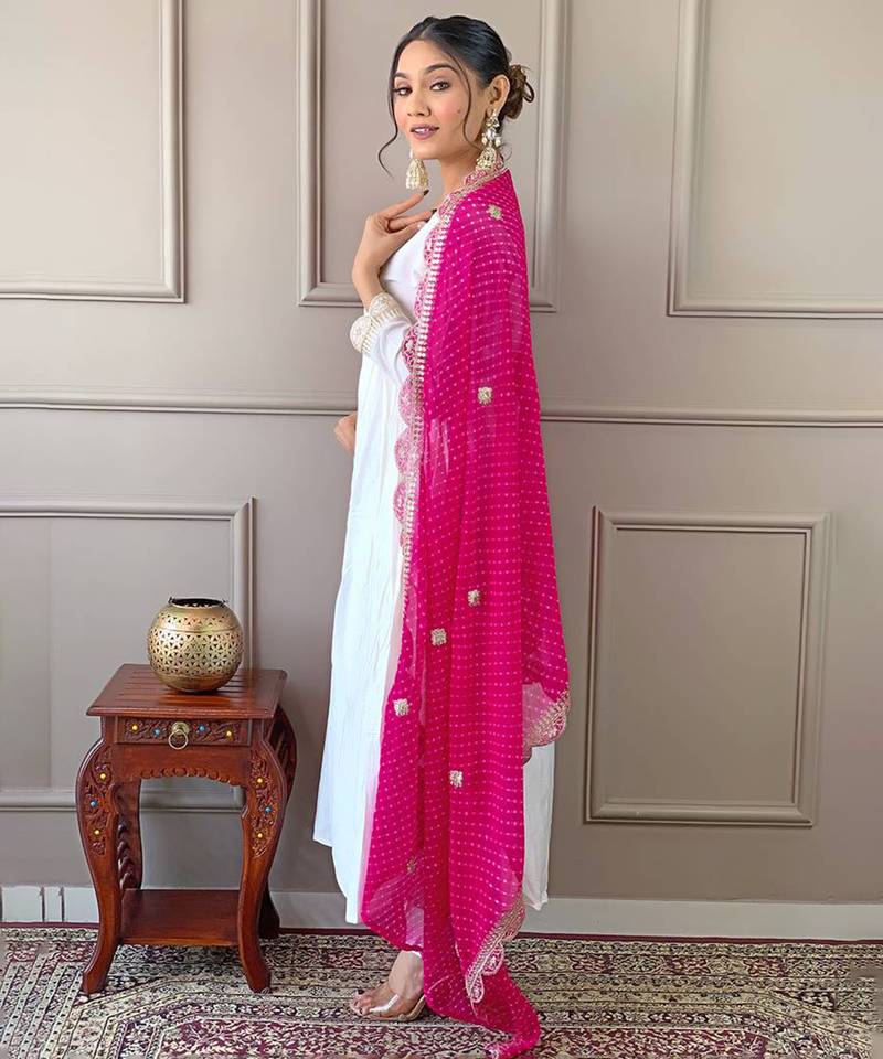 White kurta Set with Pink Dupatta